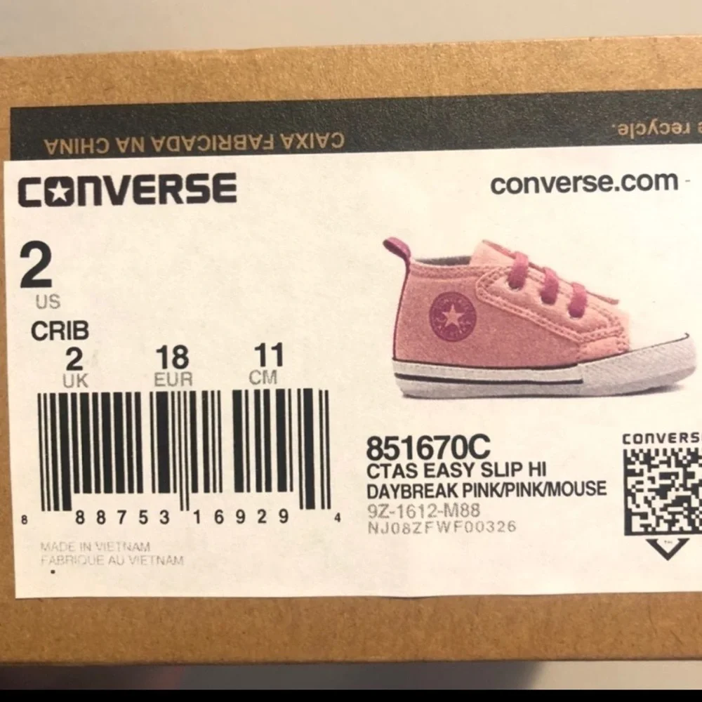 Converse chuck Taylor all star crib shoes